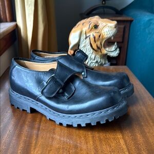 Dr. Martens Men’s Vintage Black Leather Chunky Sole Buckle Closure Size 10